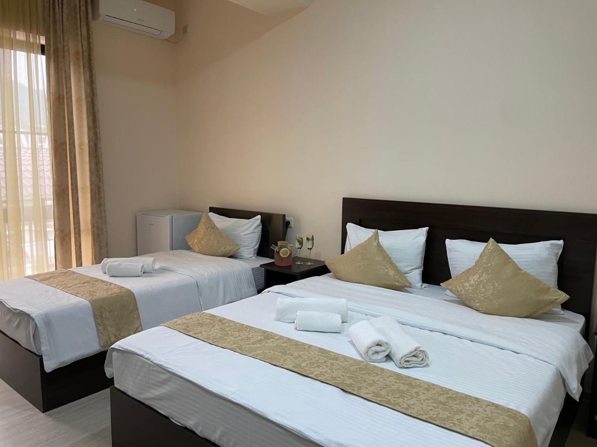 Kamar Hotel Idzsevan Kültér fotó