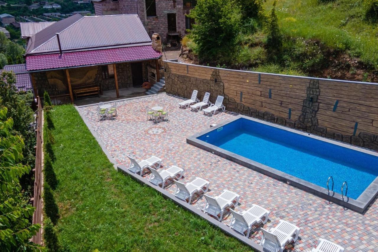 Kamar Hotel Idzsevan Kültér fotó
