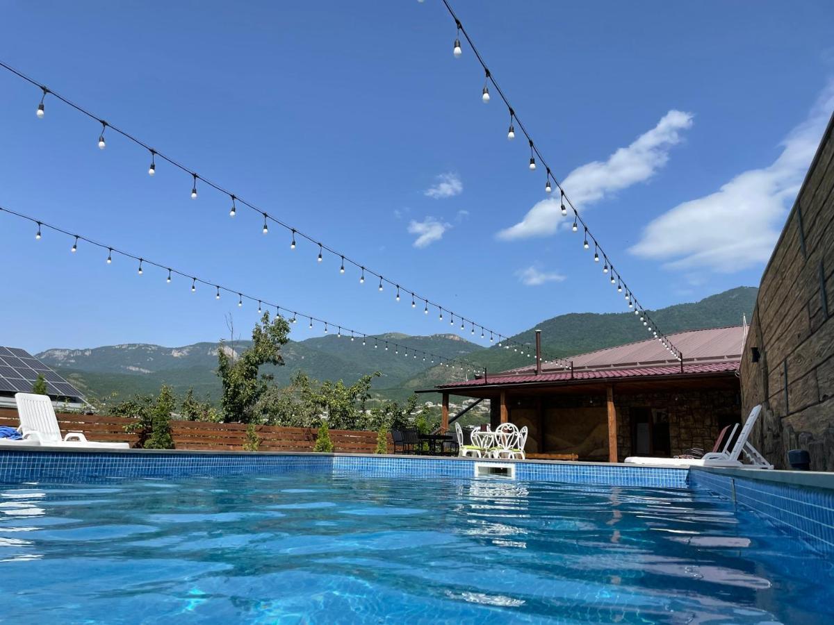 Kamar Hotel Idzsevan Kültér fotó